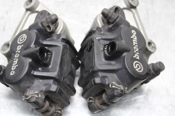 2005 Ducati Monster S2R RIGHT LEFT FRONT BRAKE CALIPER SET PAIR CALIPERS BB557 - Image 12