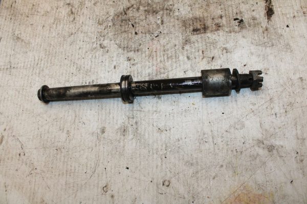 00-04 SUZUKI MARAUDER 800 VZ800 FRONT WHEEL RIM AXLE  BOLT 54711-22D00 BB305 - Image 3