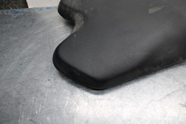 08-16 YAMAHA YZF R6 FRONT DRIVERS SEAT PAD SADDLE  BB465 - Image 3