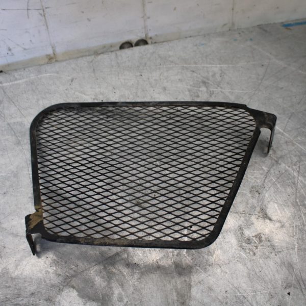 09-16 SUZUKI GSXR1000 OIL COOLER GRILL GUARD 16650-47H10 bb439