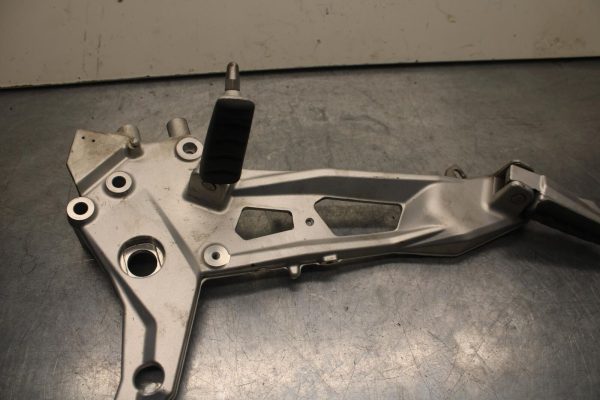 20-23 BMW F900R RIGHT REARSET REAR SET DRIVER FOOT PEG BRACKET  BB603 - Image 10