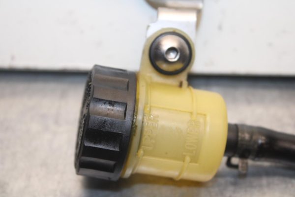 2007 Yamaha YZF R6 REAR BACK BRAKE MASTER CYLINDER BB80 - Image 3