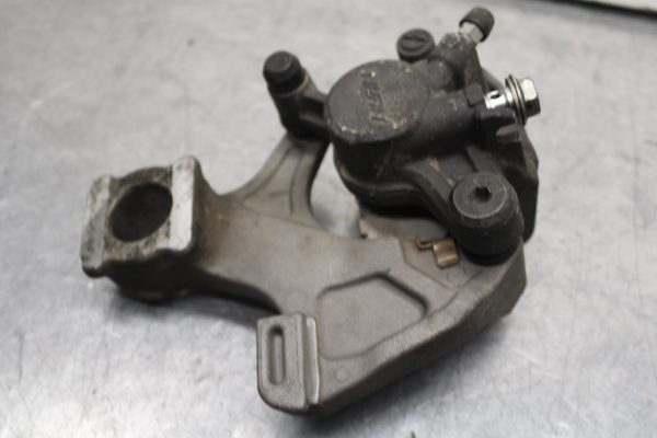 2011 Suzuki GSXR600 REAR BACK BRAKE CALIPER W MOUNT BRACKET 69100-47H10-999 BB94 - Image 6