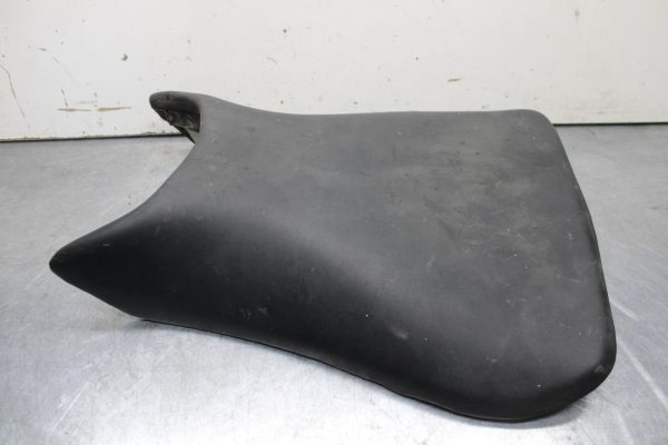 06 YAMAHA YZF R6 FRONT DRIVERS SEAT PAD SADDLE PILLION 2C0-24710-00-00 BB622 - Image 3