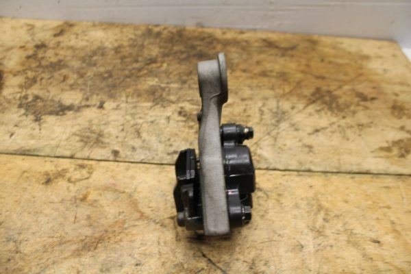 16-18 HONDA CBR500R REAR BACK BRAKE CALIPER W MOUNT BRACKET BB345 - Image 3